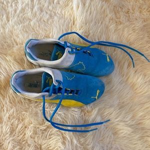 Puma sneakers